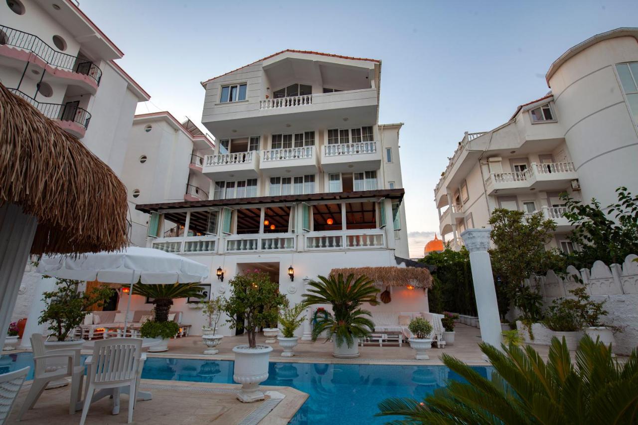 Conny's (adults Only) Hotel 2*